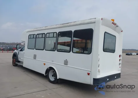 2017 Ford F550 z USA, uszkodzony, nr VIN 1FDAF5GT0HEE51147